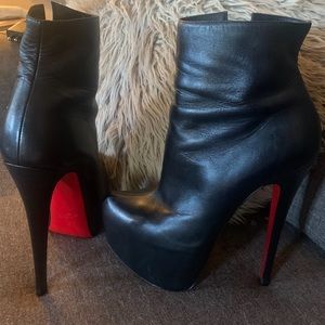 Christian Louboutin Daffodile Ankle Booties